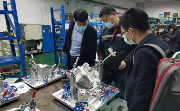 智為銘略現(xiàn)場服務